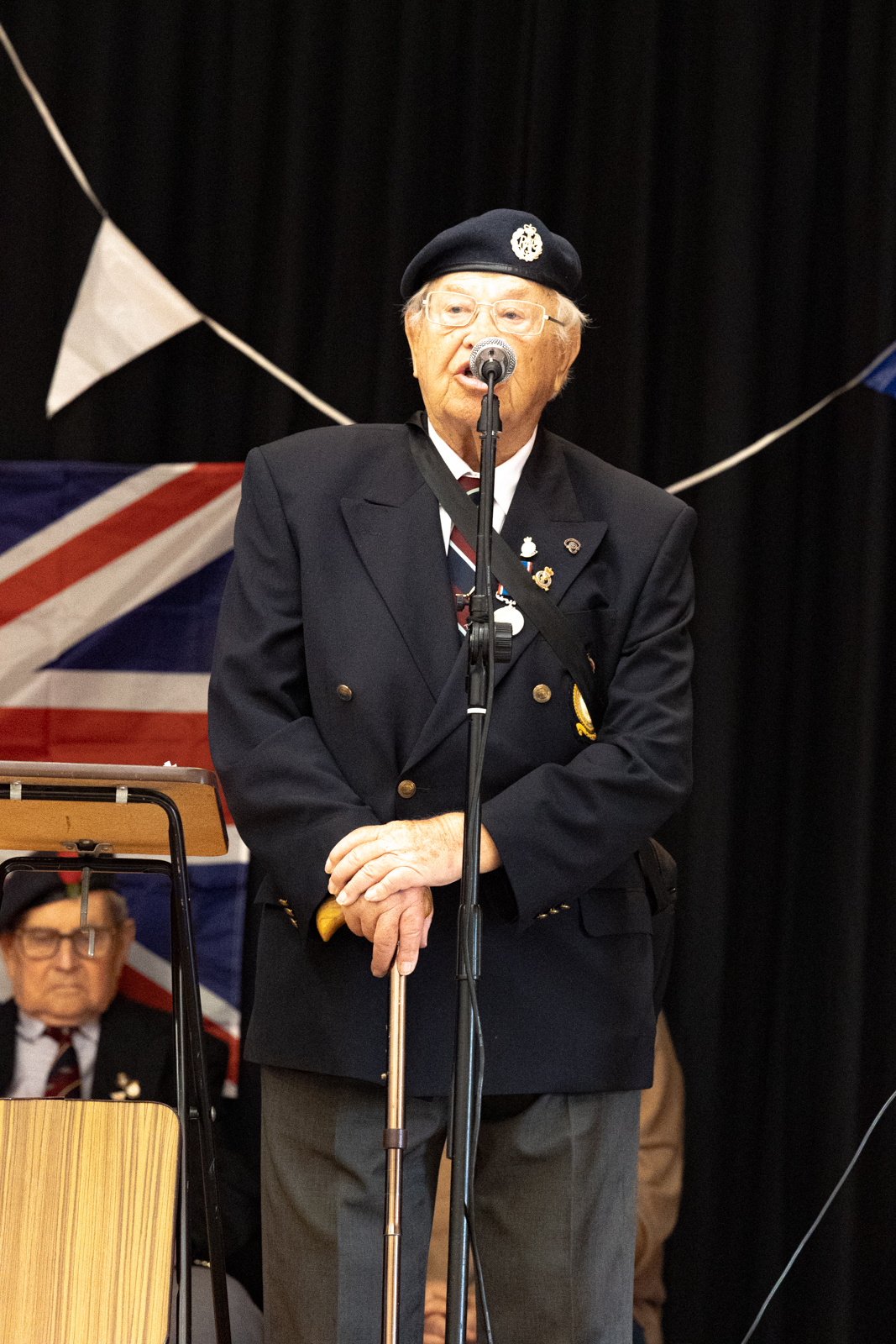 07 VE Day on-stage
